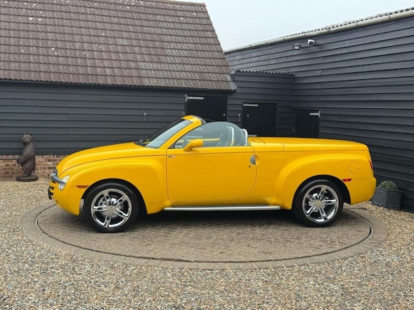 Used Chevrolet SSR 2004 for sale - 75230471: Photo 9
