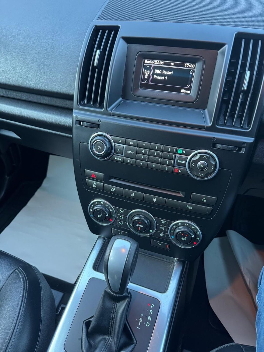 Used Land Rover Freelander 2013 for sale - 77978919: Photo 11