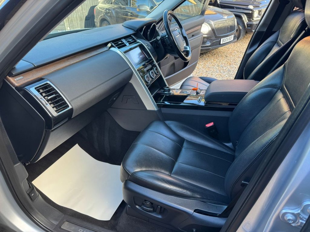 Used Land Rover Discovery 5 2017 for sale - 76266650: Photo 10