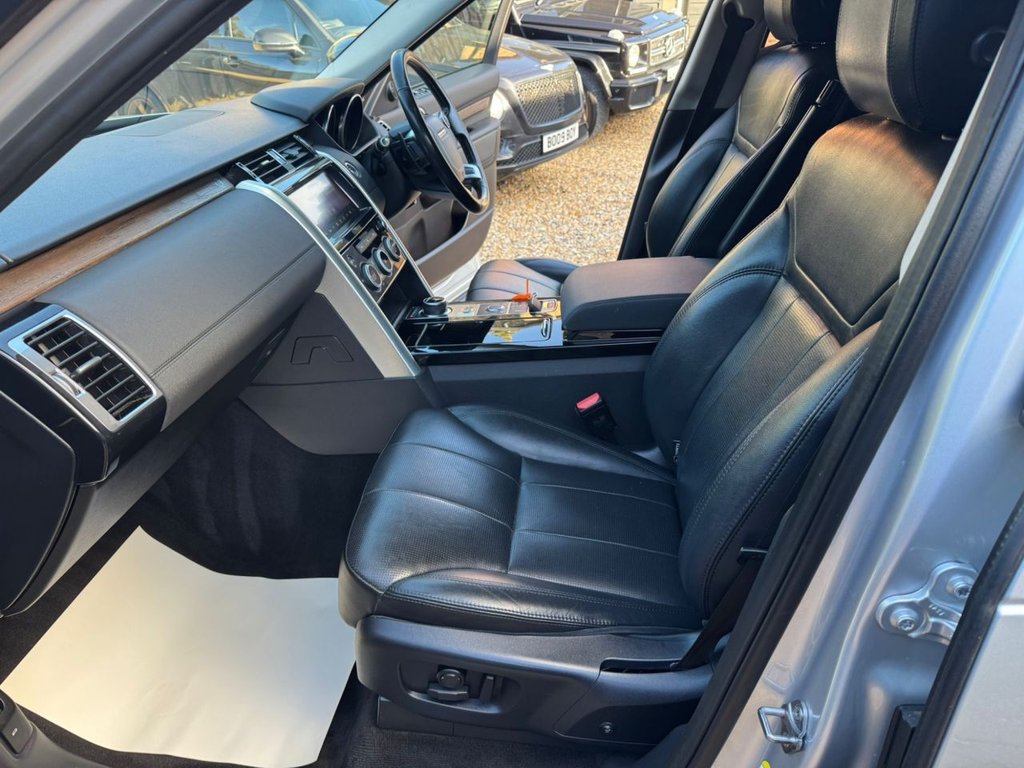 Used Land Rover Discovery 5 2017 for sale - 76266650: Photo 14