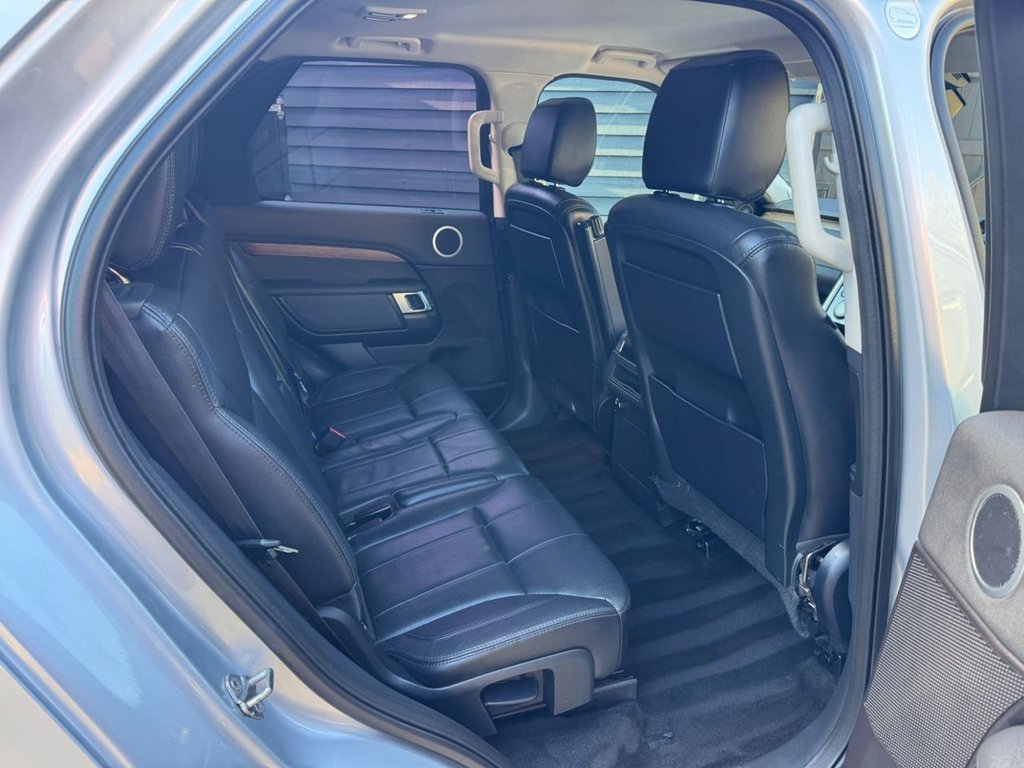 Used Land Rover Discovery 5 2017 for sale - 76266650: Photo 16