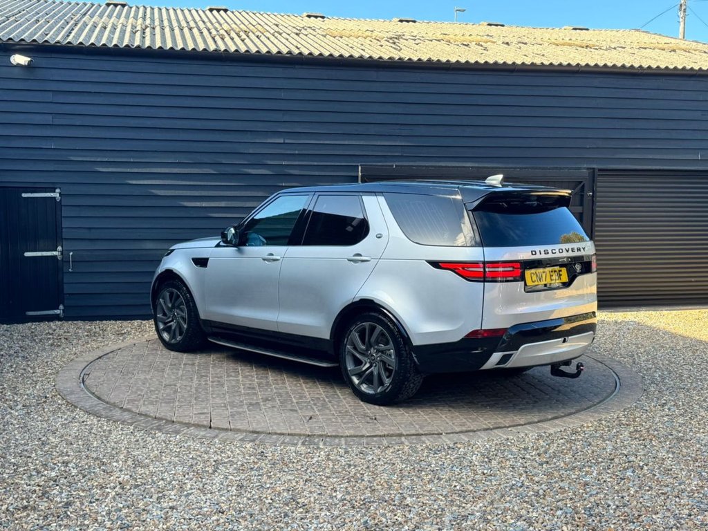 Used Land Rover Discovery 5 2017 for sale - 76266650: Photo 3