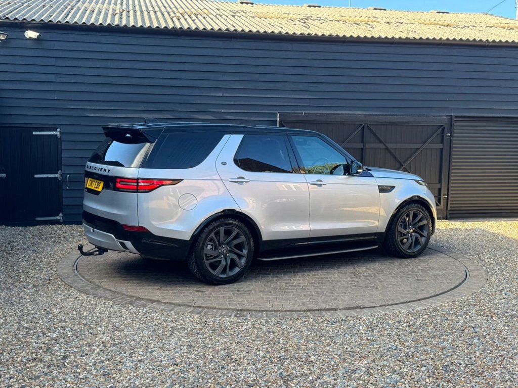 Used Land Rover Discovery 5 2017 for sale - 76266650: Photo 4