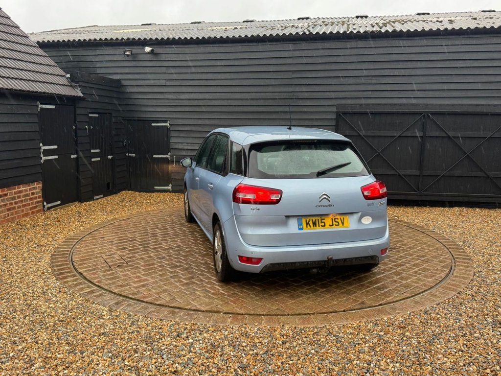 Used Citroen C4 Picasso 2015 for sale - 76202734: Photo 4