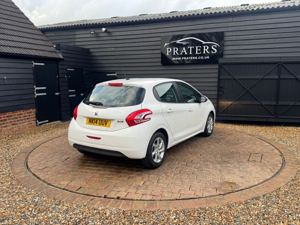 Used Peugeot 208 2014 for sale - 77307317: Photo 7