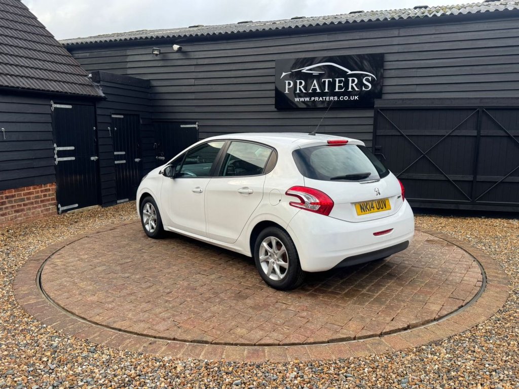 Used Peugeot 208 2014 for sale - 77307317: Photo 8