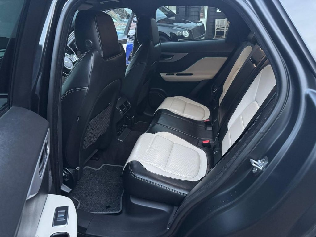 Used Jaguar F-Pace 2016 for sale - 76591032: Photo 15