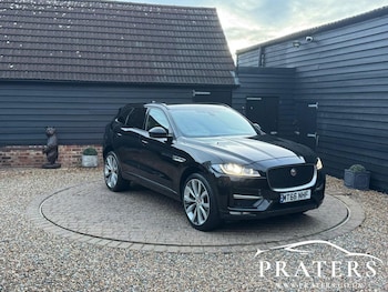Used Jaguar F-Pace 2016 for sale - 76591032: Photo