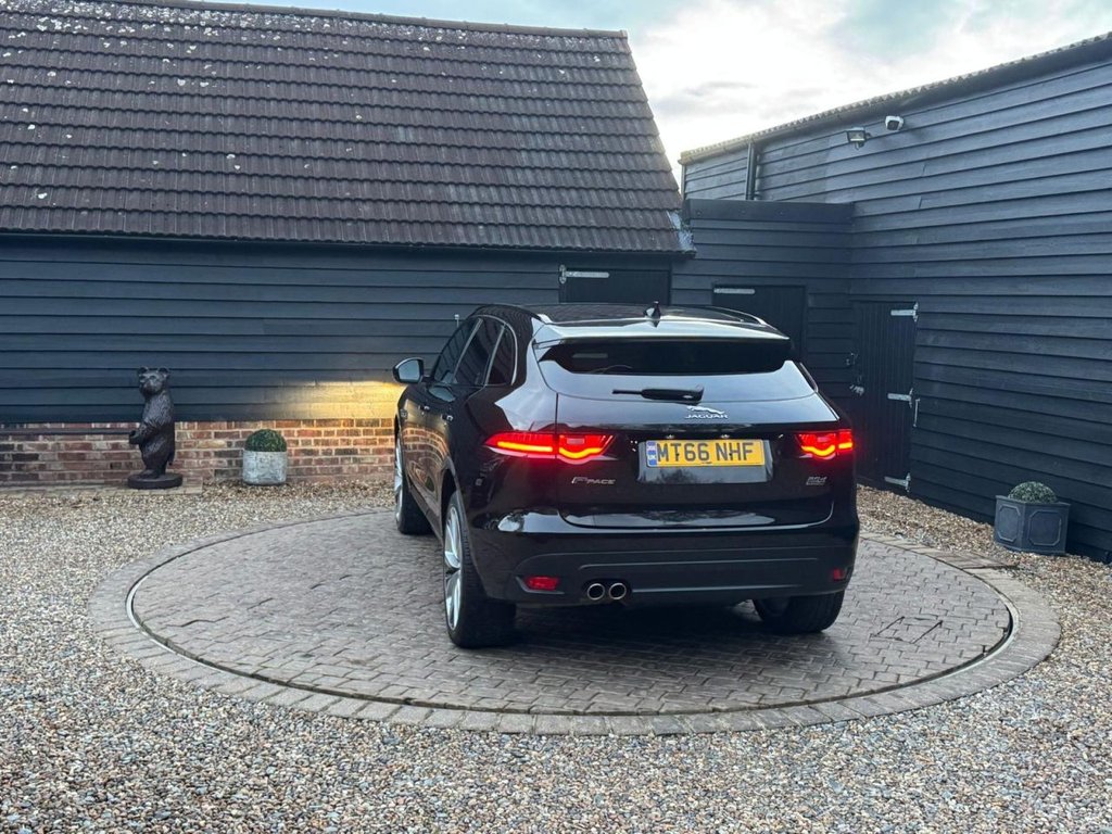 Used Jaguar F-Pace 2016 for sale - 76591032: Photo 26