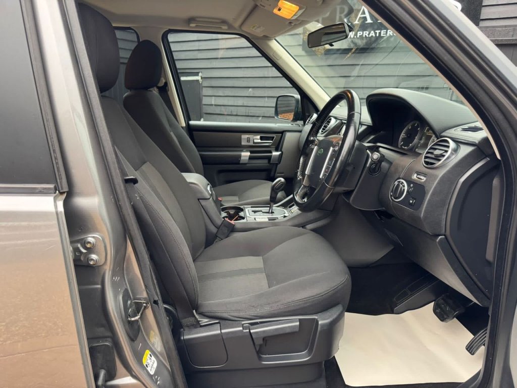 Used Land Rover Discovery 4 2010 for sale - 77668929: Photo 9