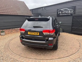 Used Jeep Grand Cherokee 2017 for sale - 78414377: Photo