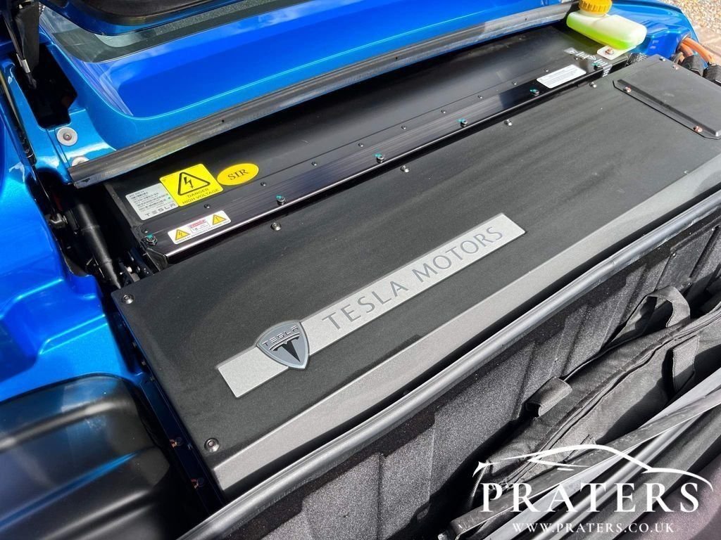 Used Tesla Roadster 2012 for sale - 76274052: Photo 22