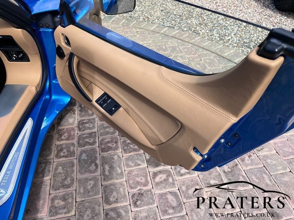 Used Tesla Roadster 2012 for sale - 76274052: Photo 26