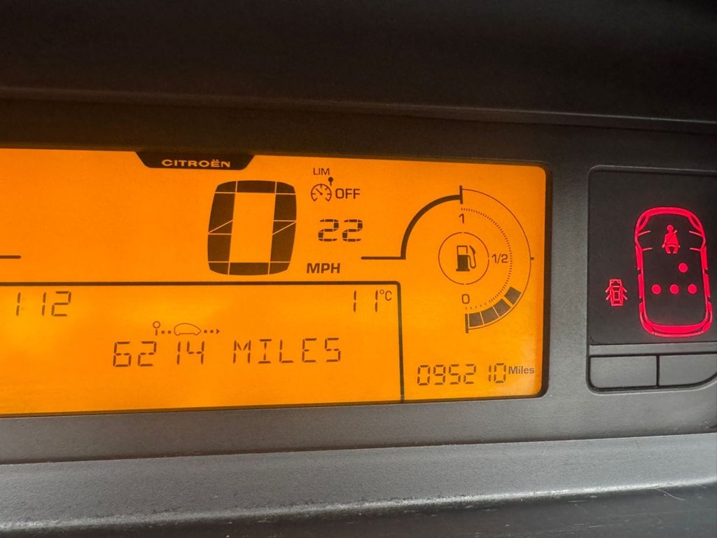 Used Citroen C4 Picasso 2010 for sale - 77978941: Photo 11