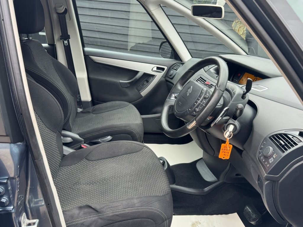 Used Citroen C4 Picasso 2010 for sale - 77978941: Photo 9