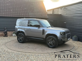 Land Rover - Defender