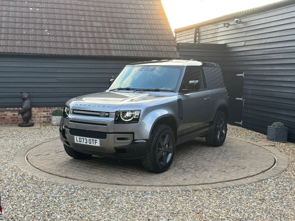 Used Land Rover Defender 2023 for sale - 76173301: Photo 2