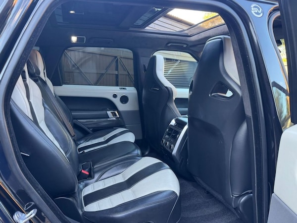 Used Land Rover Range Rover Sport 2017 for sale - 76173289: Photo 16