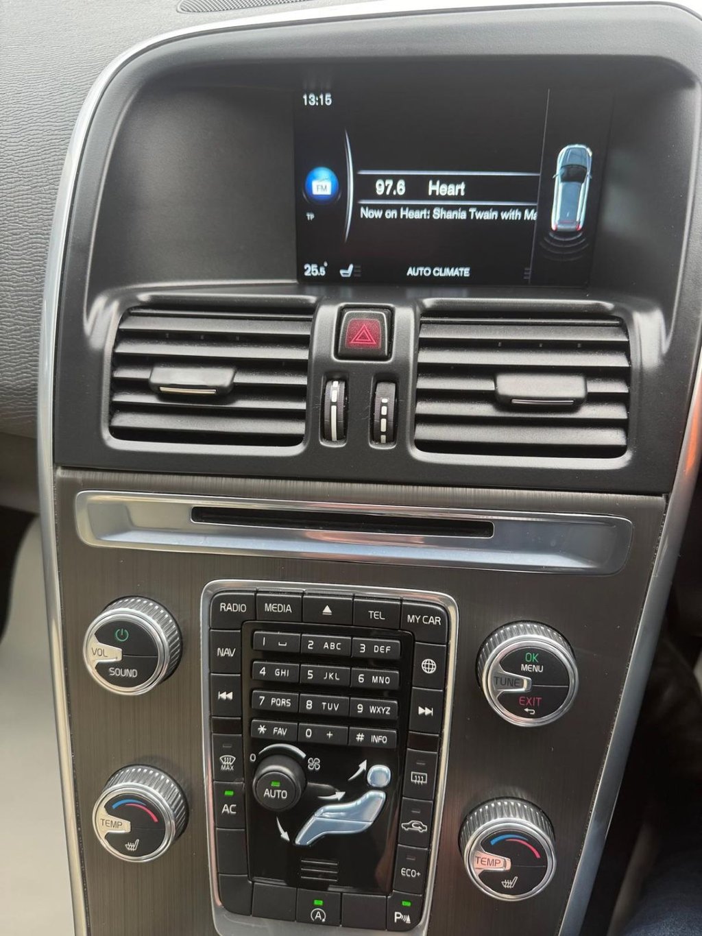 Used Volvo XC60 2015 for sale - 76962091: Photo 14