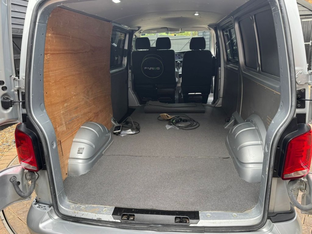 Used Volkswagen Transporter 2021 for sale - 76173366: Photo 16