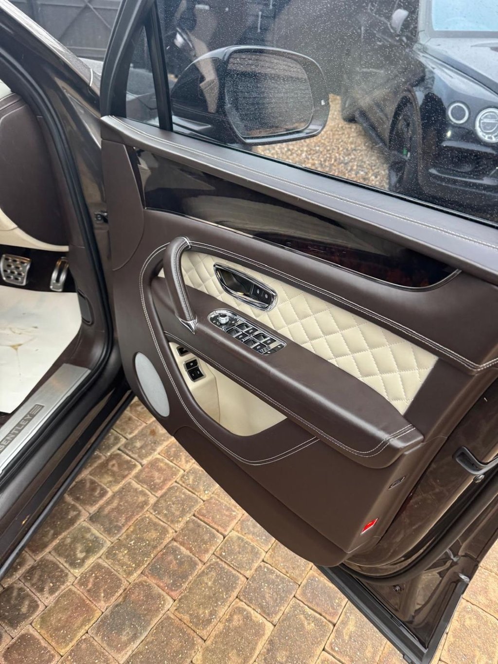 Used Bentley Bentayga 2016 for sale - 78049596: Photo 19