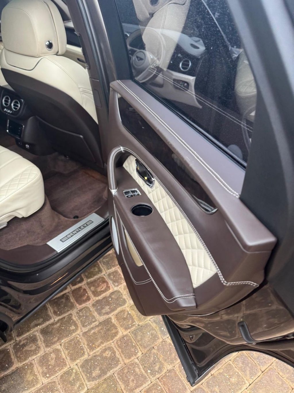 Used Bentley Bentayga 2016 for sale - 78049596: Photo 20