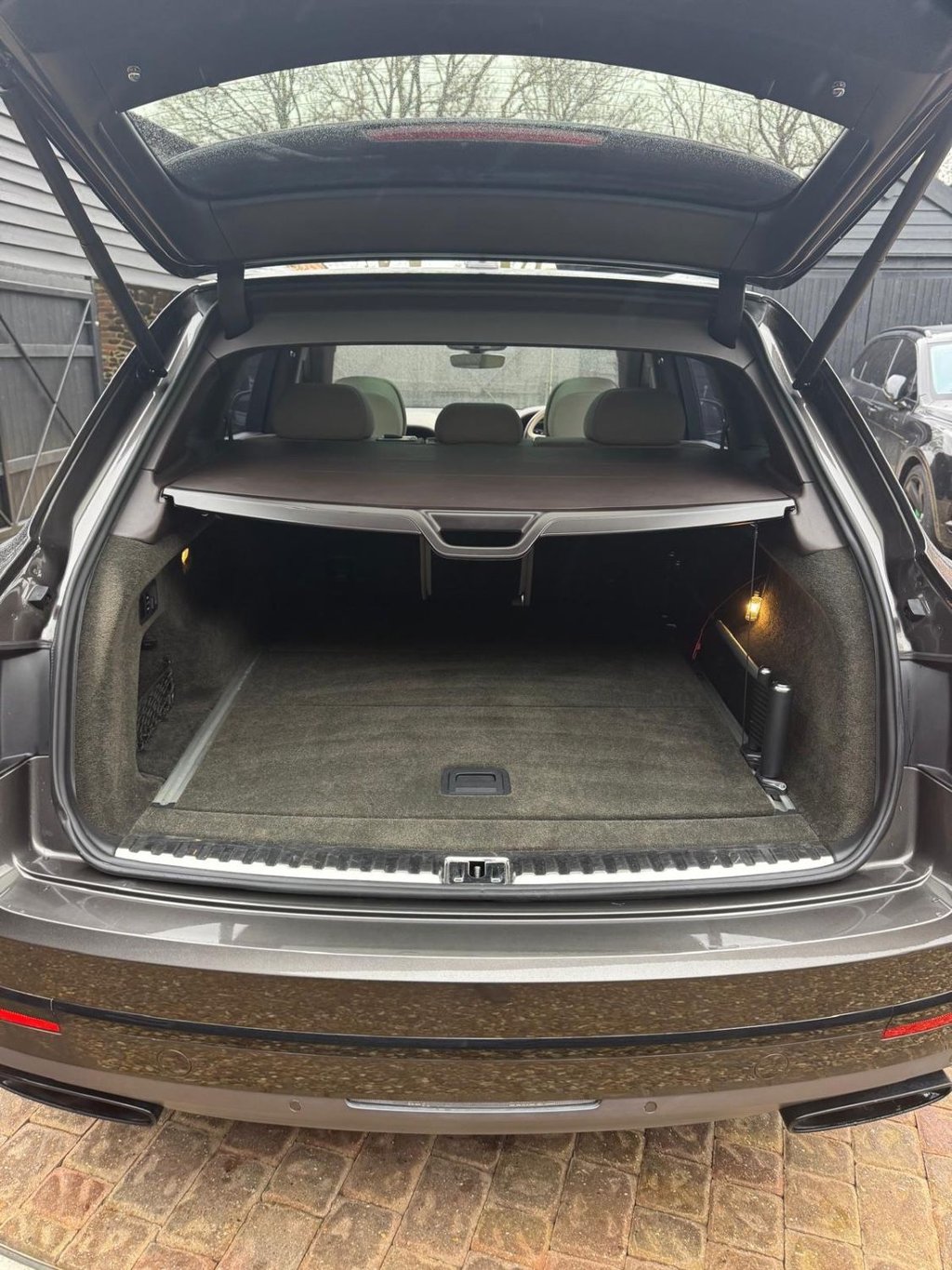 Used Bentley Bentayga 2016 for sale - 78049596: Photo 21