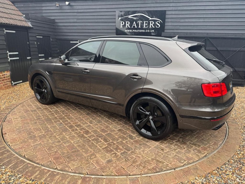 Used Bentley Bentayga 2016 for sale - 78049596: Photo 3