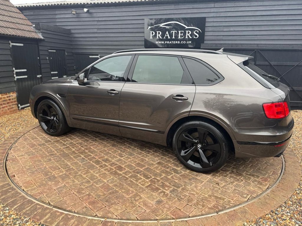Used Bentley Bentayga 2016 for sale - 78049596: Photo 40