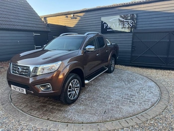 Used Nissan Navara 2017 for sale - 78693856: Photo