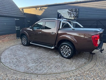 Used Nissan Navara 2017 for sale - 78693856: Photo