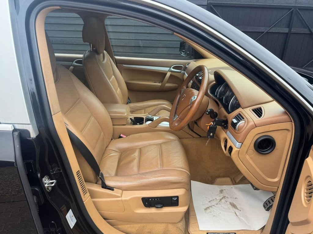 Used Porsche Cayenne 2007 for sale - 76590817: Photo 10
