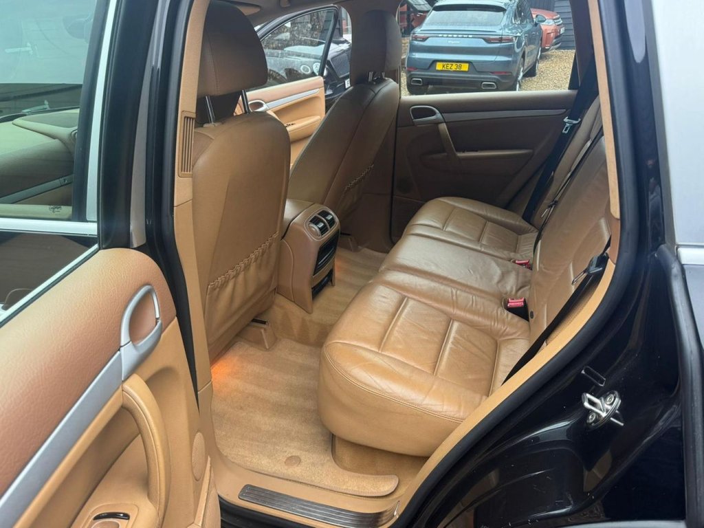 Used Porsche Cayenne 2007 for sale - 76590817: Photo 15
