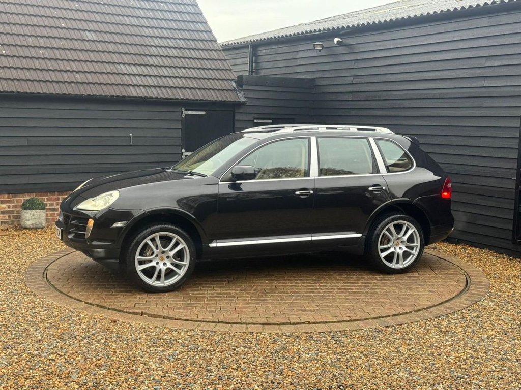 Used Porsche Cayenne 2007 for sale - 76590817: Photo 6