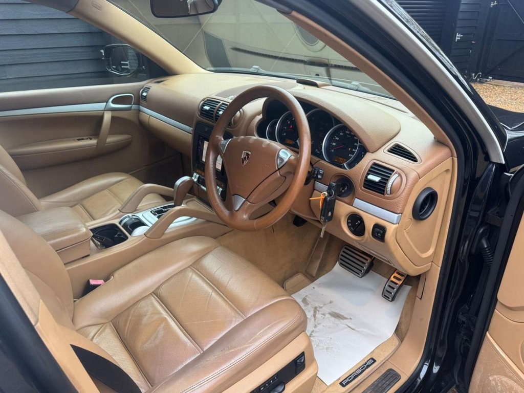 Used Porsche Cayenne 2007 for sale - 76590817: Photo 9