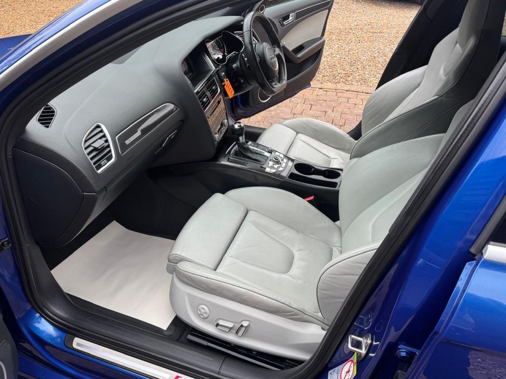 Used Audi RS4 2012 for sale - 76655468: Photo 11