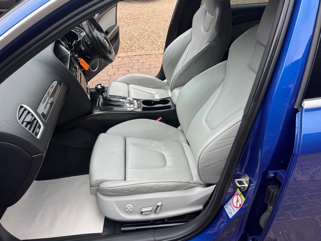 Used Audi RS4 2012 for sale - 76655468: Photo 13