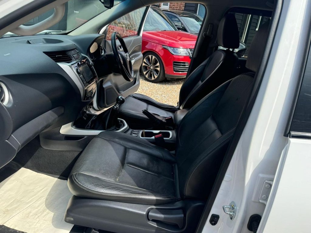 Used Nissan Navara 2016 for sale - 76274059: Photo 15