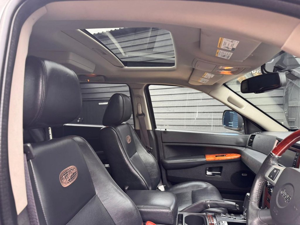 Used Jeep Grand Cherokee 2010 for sale - 77647948: Photo 10