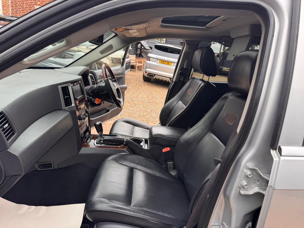 Used Jeep Grand Cherokee 2010 for sale - 77647948: Photo 16