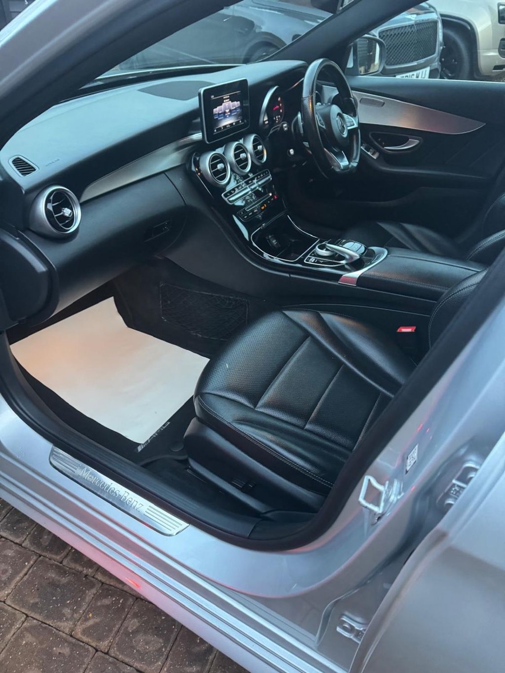 Used Mercedes-Benz C Class 2014 for sale - 76590749: Photo 10