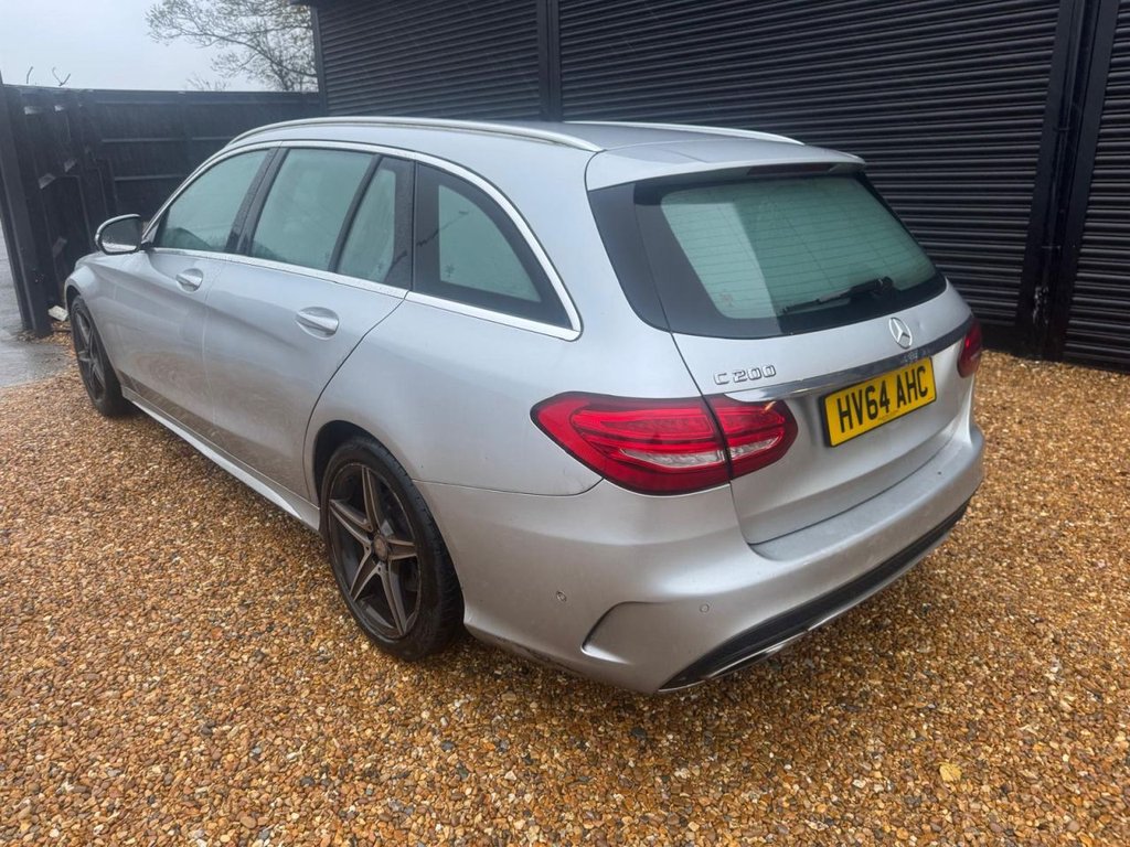 Used Mercedes-Benz C Class 2014 for sale - 76590749: Photo 2