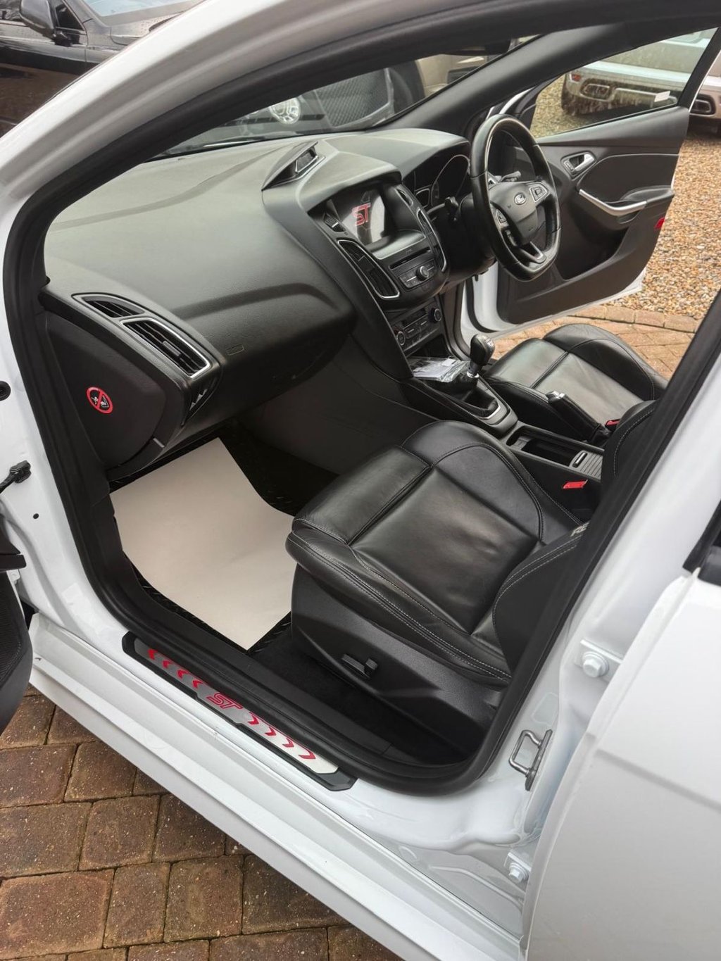 Used Ford Focus 2017 for sale - 77167237: Photo 11