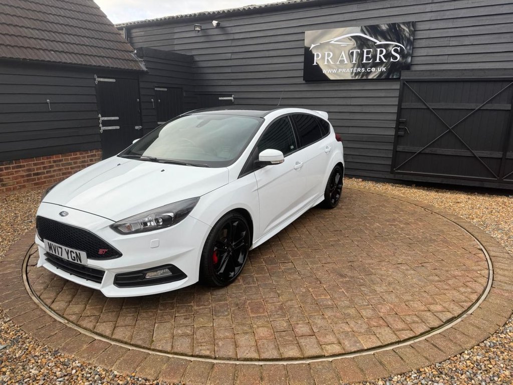 Used Ford Focus 2017 for sale - 77167237: Photo 2