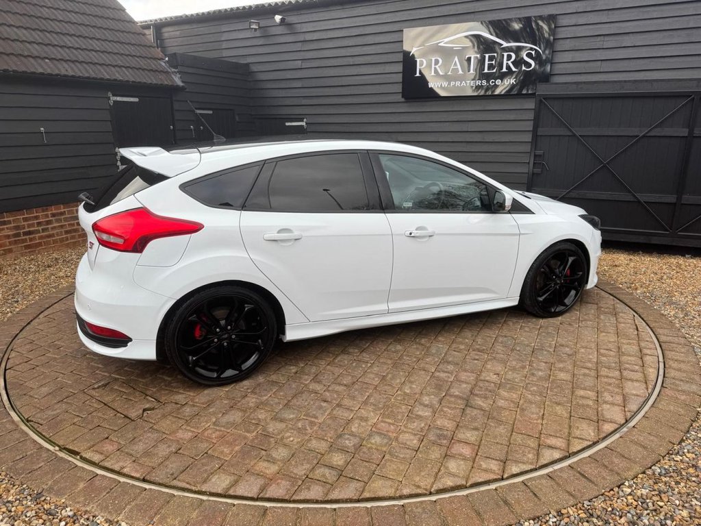 Used Ford Focus 2017 for sale - 77167237: Photo 20