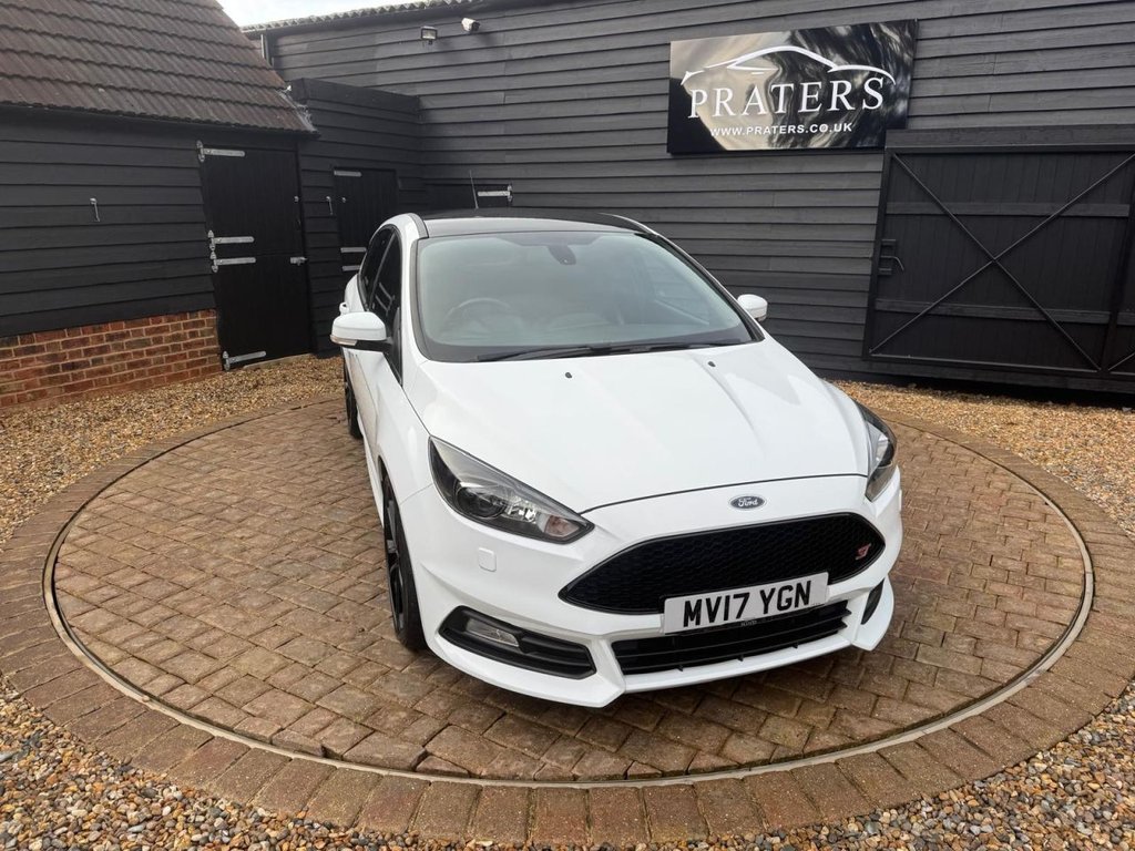 Used Ford Focus 2017 for sale - 77167237: Photo 4