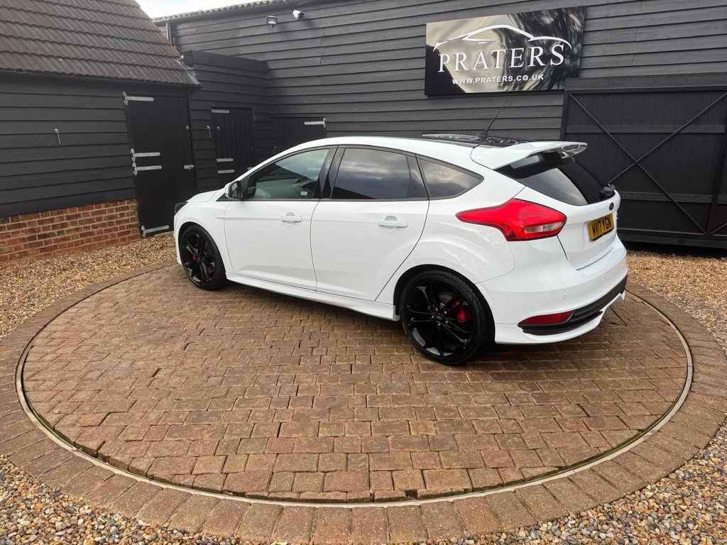 Used Ford Focus 2017 for sale - 77167237: Photo 8