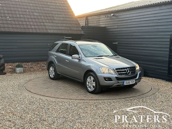 2011 (61) - ML300 CDi BlueEFFICIENCY [204] SE 5dr Tip Auto