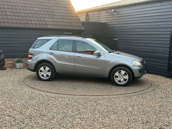 Used Mercedes-Benz M-Class 2011 for sale - 76173296: Photo 21