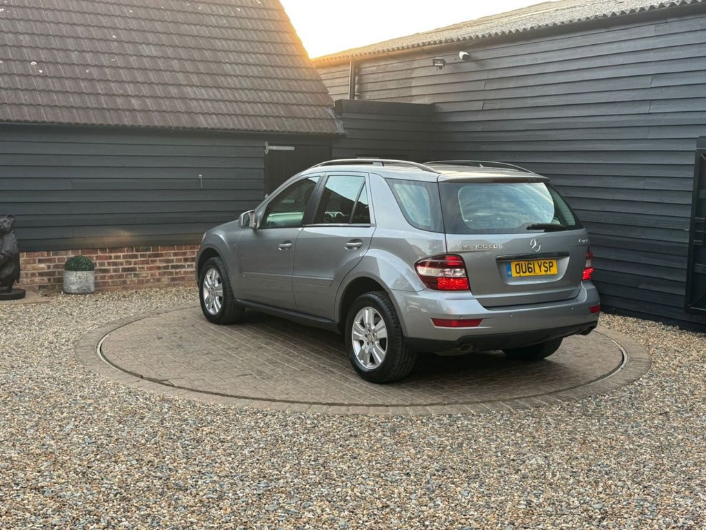 Used Mercedes-Benz M Class 2011 for sale - 76173296: Photo 8